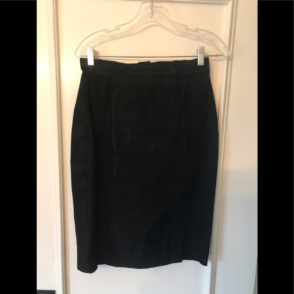 Global Identity GIII Vintage Suede Leather Skirt - Picture 15 of 16